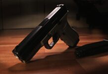 Polícia prende viúva de professor executado com três tiros em Viana