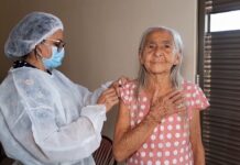 VÍDEO: Início da vacinação para idosos com 80 anos em Matinha Matinha_Início da vacinação para idosos com 80 aou mais