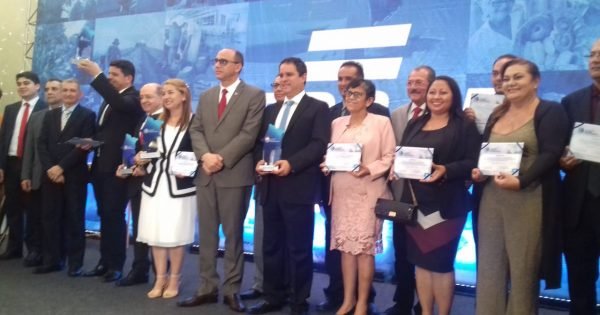 Matinha_Linielda Nunes Cunha participa do premio prefeito empreendedor (2)